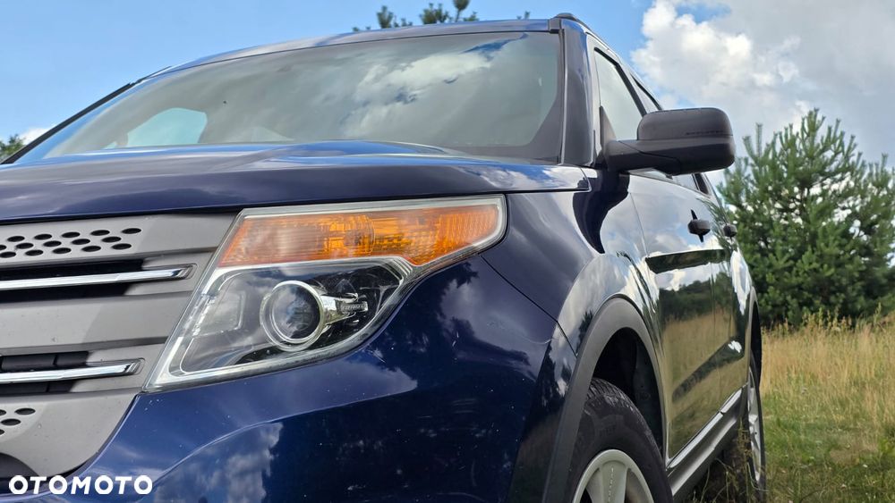 Ford Explorer - 4
