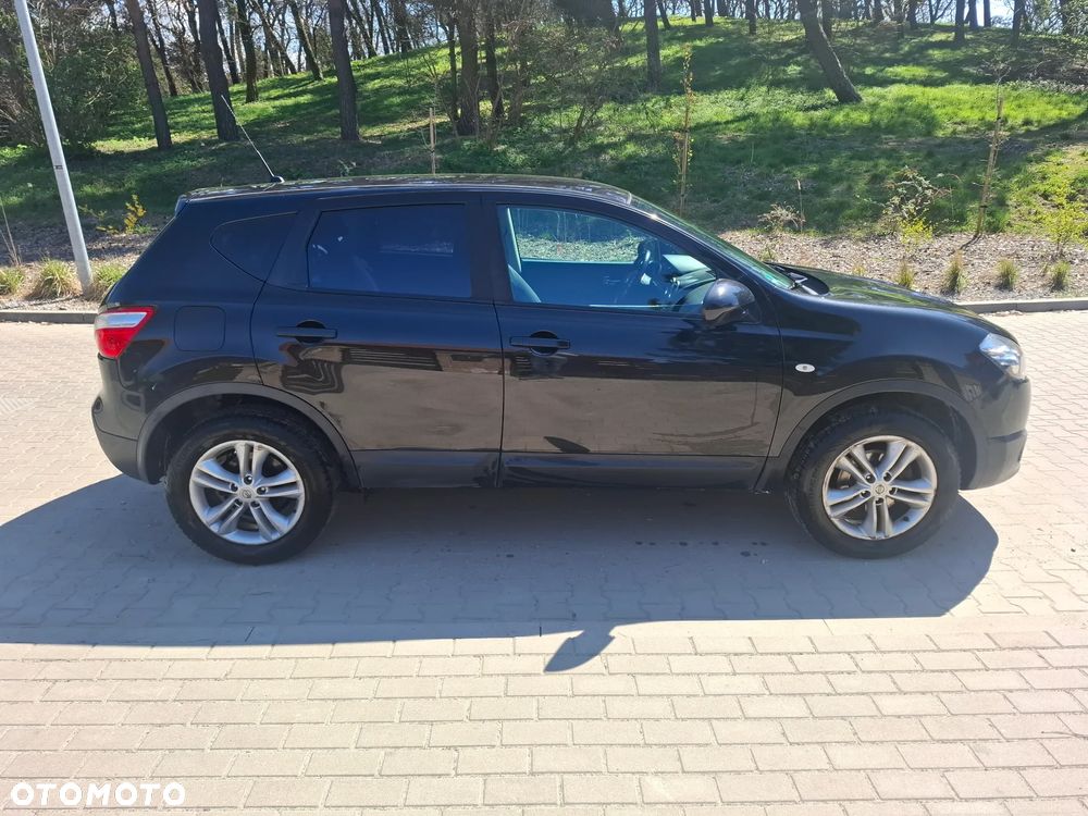 Nissan Qashqai 2.0 4x4 Acenta CVT - 5