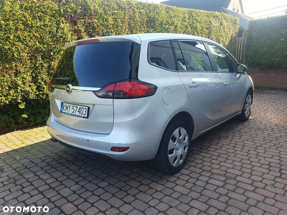 Opel Zafira - 6