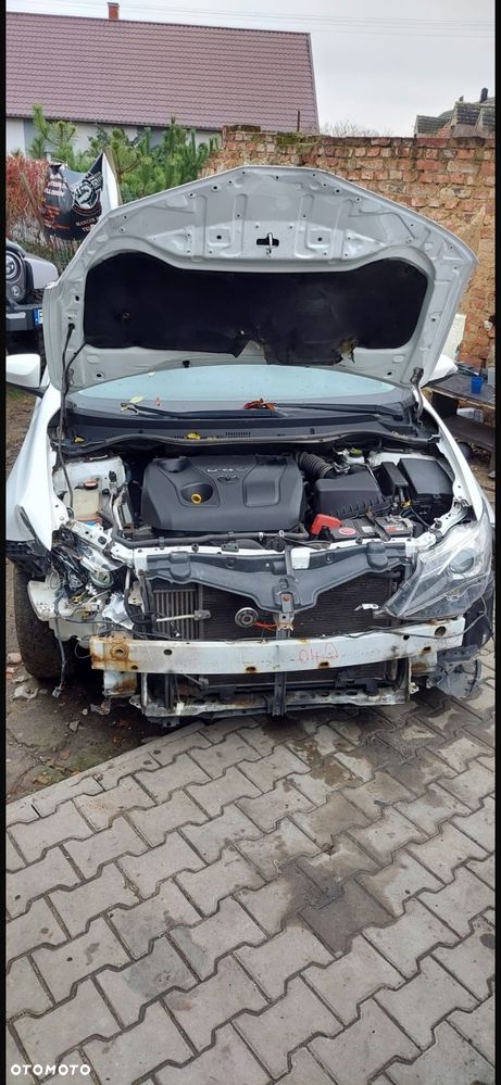 Toyota Auris 1.4 D-4D Active - 11