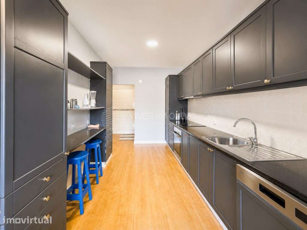 ARRENDAMENTO - Apartamento T3 Renovado e Totalmente Equipado | Cost... - Grande imagem: 2/39