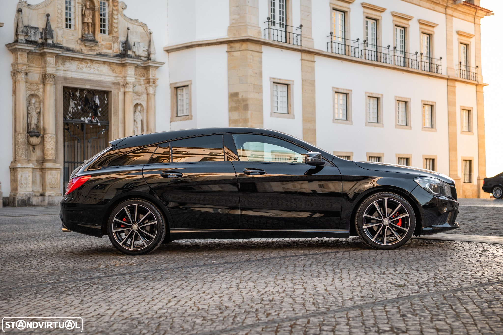 Mercedes-Benz CLA 200 d Shooting Brake Urban - 16