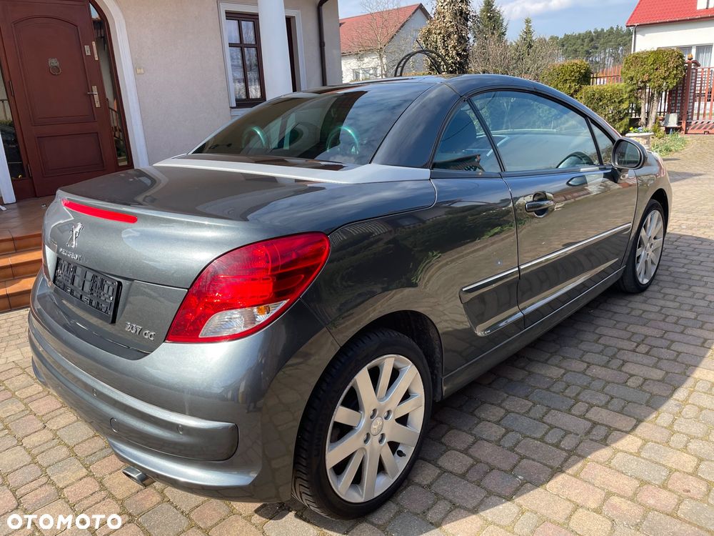 Peugeot 207 CC 120 VTi Premium - 10