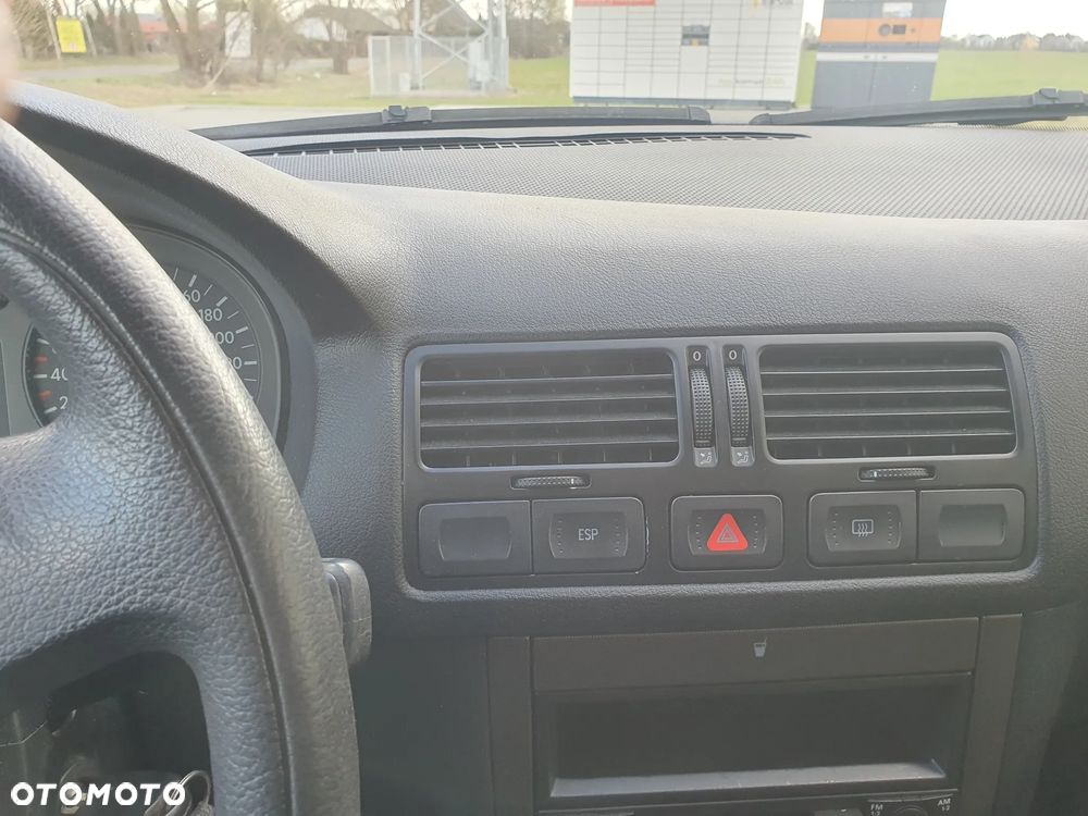 Volkswagen Bora 1.6 - 14