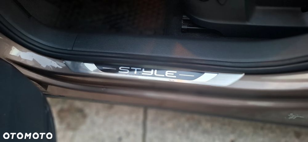Volkswagen Sharan 2.0 TDI Highline - 6