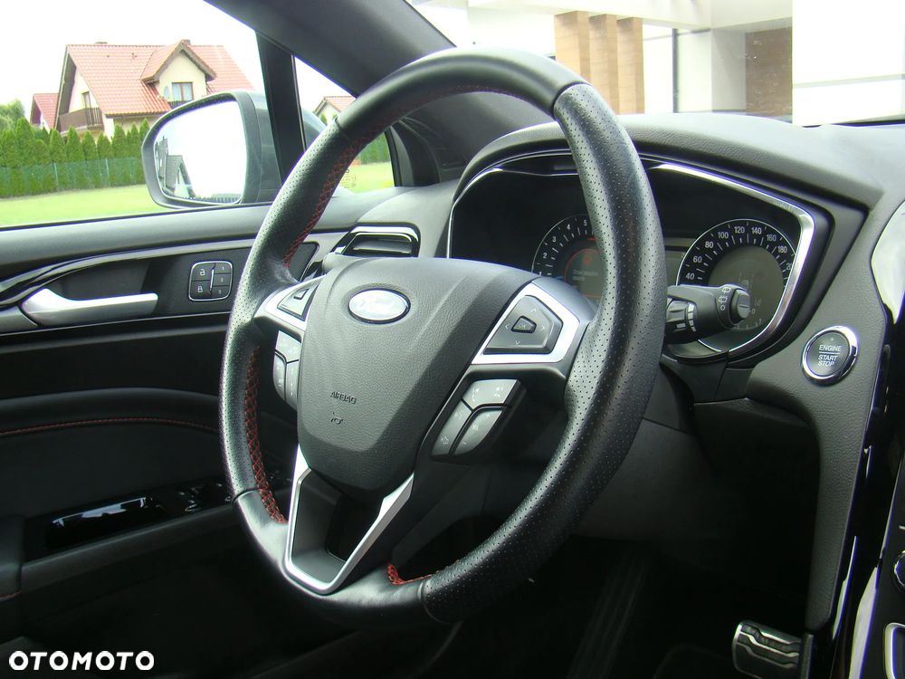 Ford Mondeo 2.0 EcoBlue ST-Line - 38