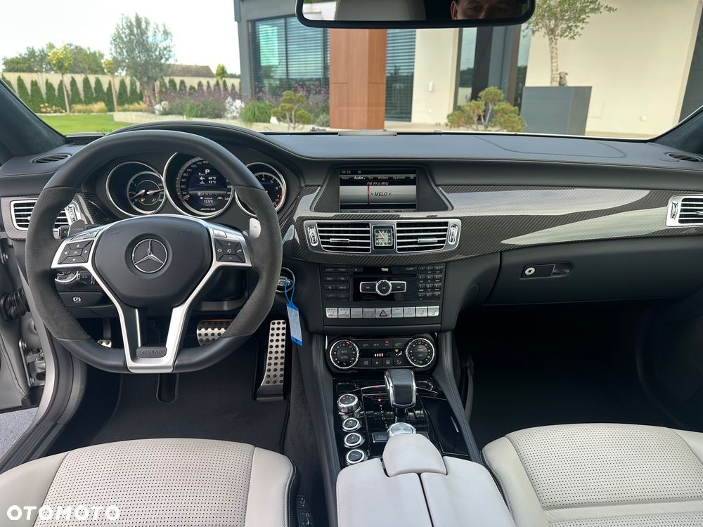 Mercedes-Benz CLS 63 AMG AMG SPEEDSHIFT MCT - 22