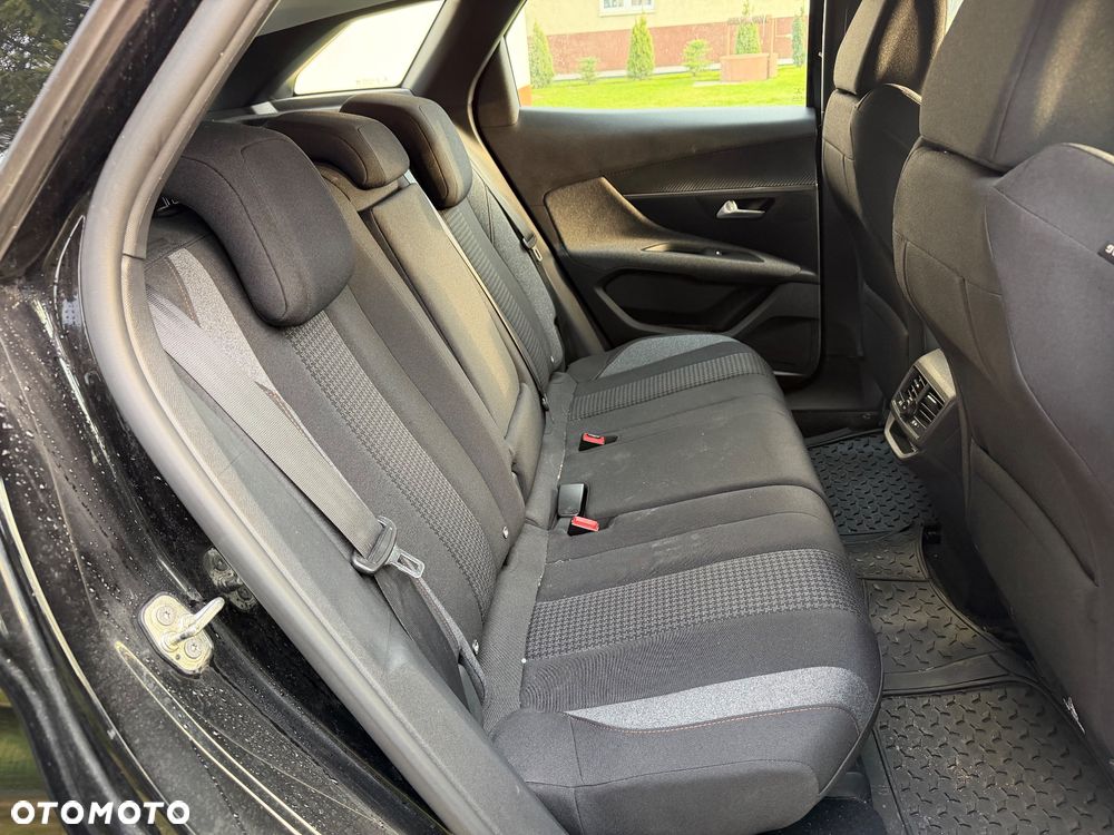 Peugeot 3008 1.5 BlueHDi Road Trip S&S EAT8 - 20