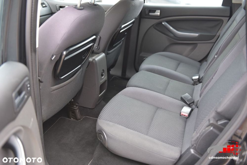 Ford C-MAX - 19