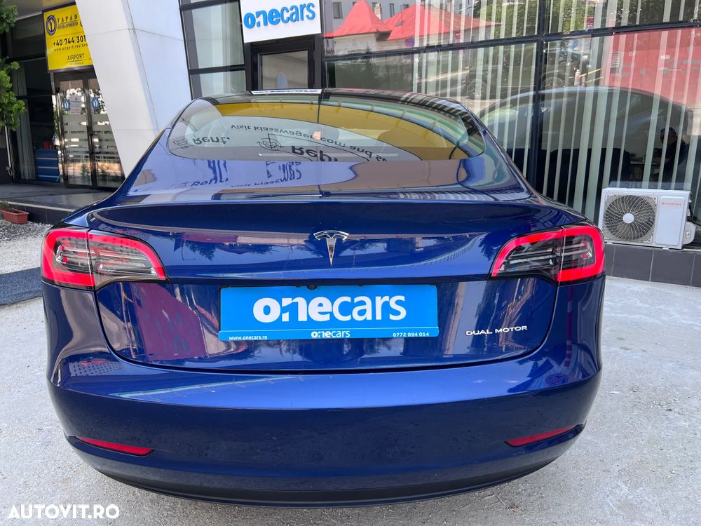 Tesla Model 3 - 13