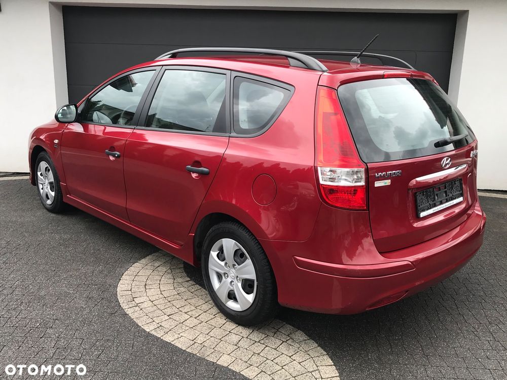 Hyundai i30 i30cw 1.4 UEFA EURO 2012 Edition - 3
