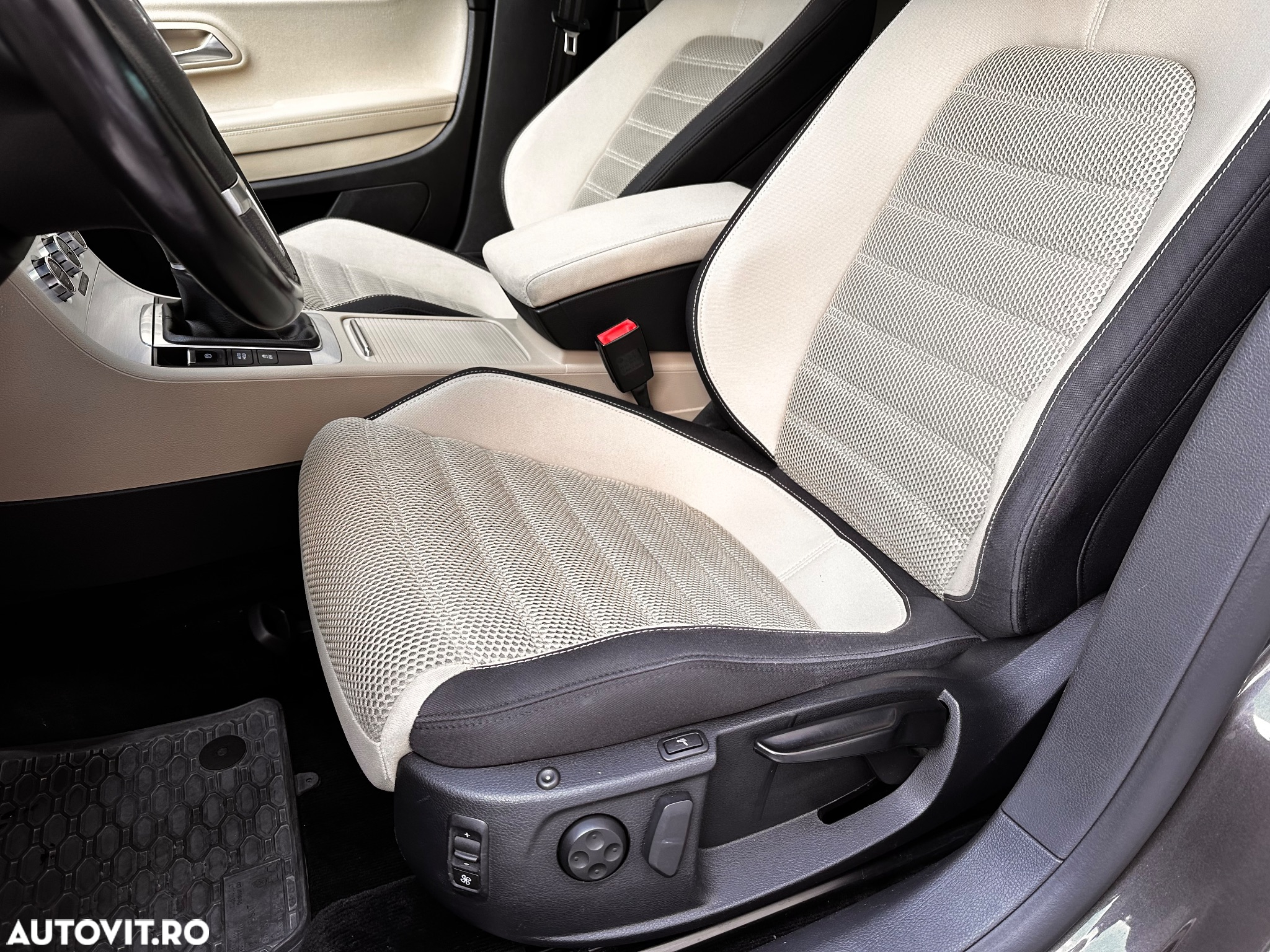 Volkswagen Passat CC 2.0 TDI BlueMotion Technology - 12