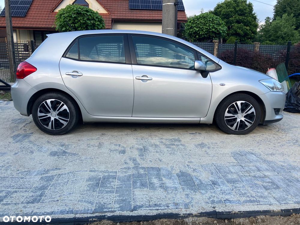 Toyota Auris 2.0 D-4D Sol - 5
