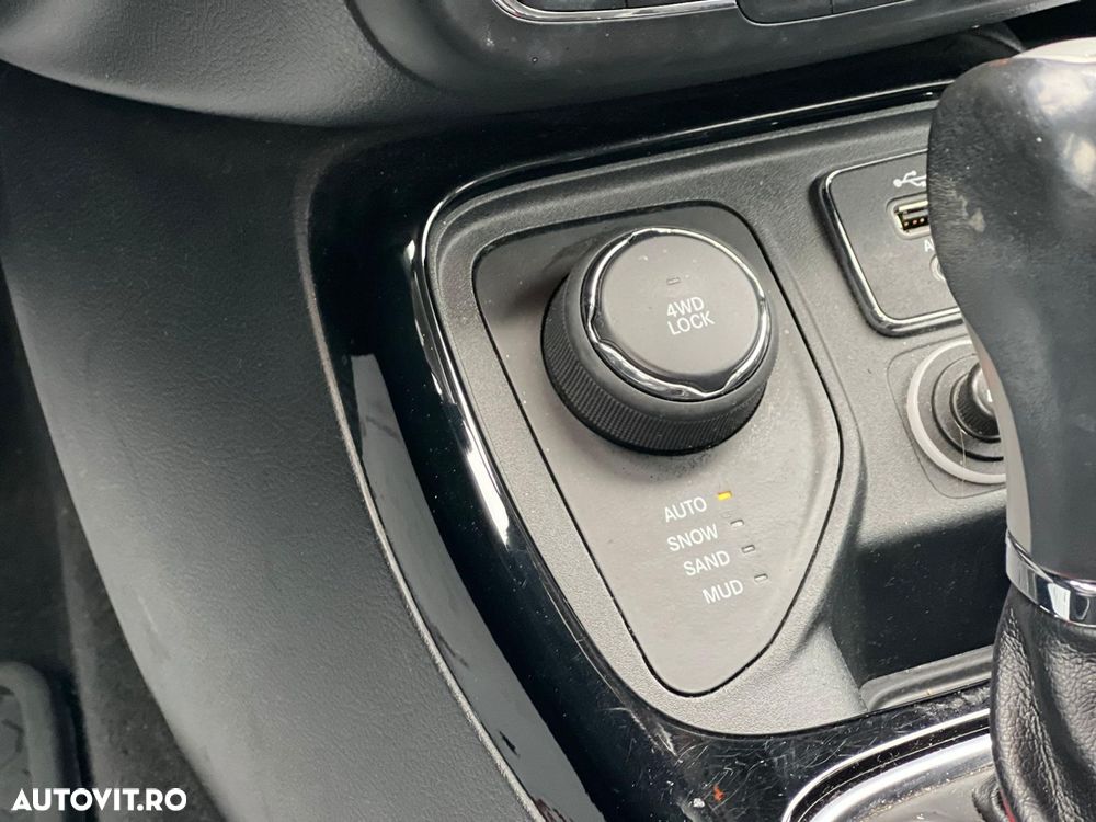 Jeep Compass 2.0 M-Jet 4x4 AT Limited - 15