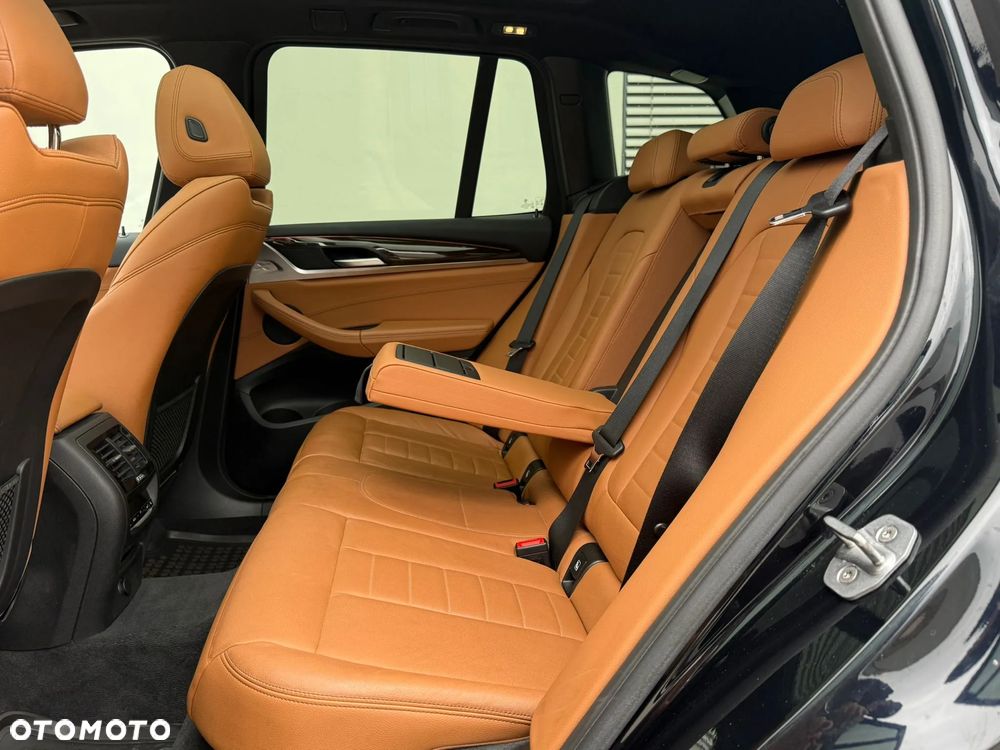BMW X3 - 18