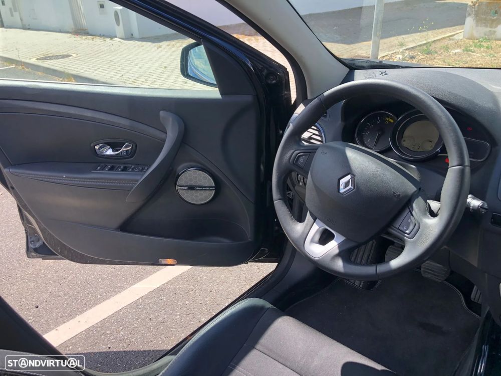 Renault Mégane Sport Tourer ENERGY dCi 110 Start & Stopp Bose Edition - 6
