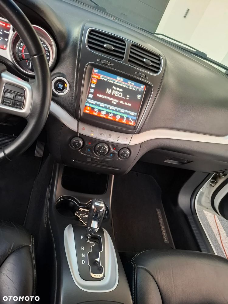 Fiat Freemont 2.0 Multijet 16V DPF Automatik Allrad Black Code - 10