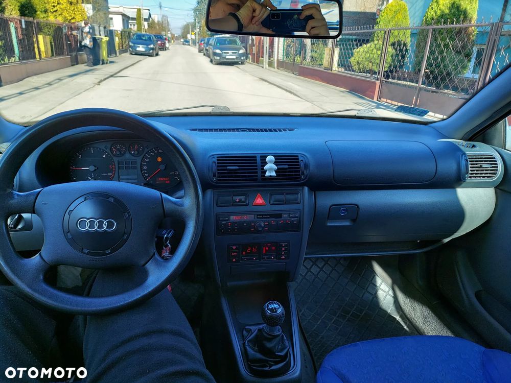 Audi A3 3-drzwiowe 1.9 TDI Ambiente - 7