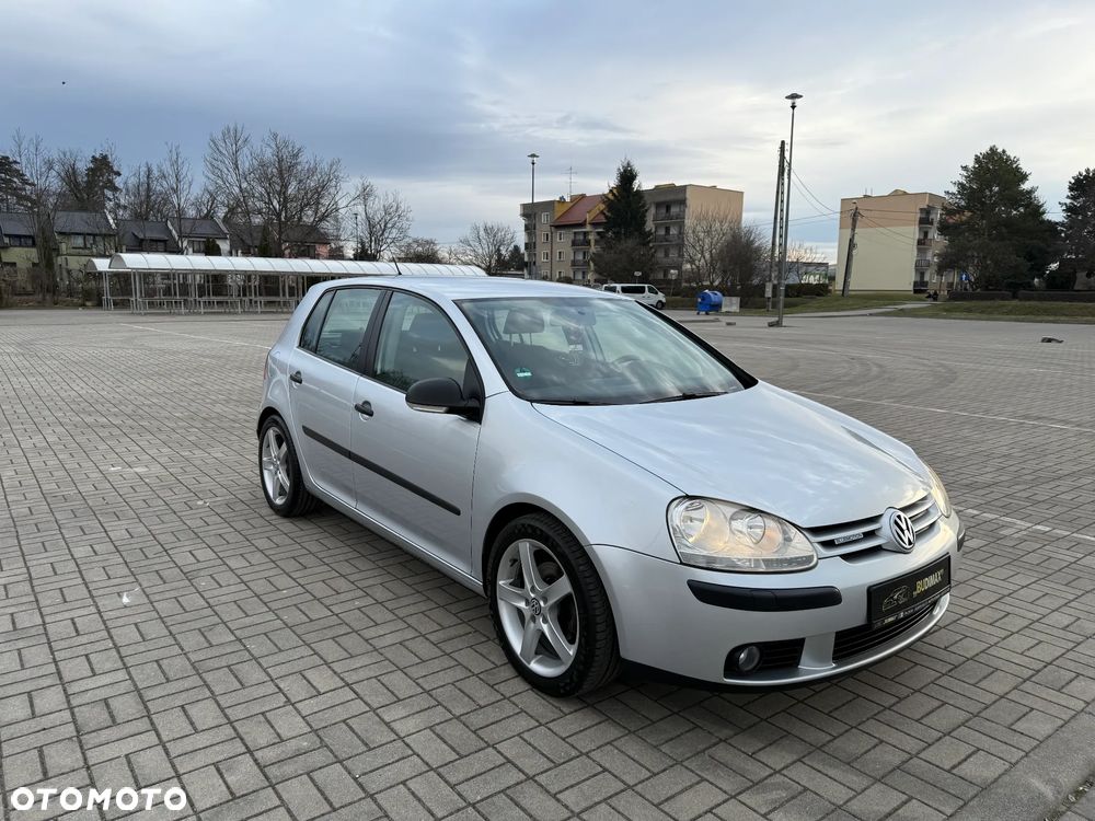 Volkswagen Golf 1.9 TDI DPF Edition BlueMotion - 9