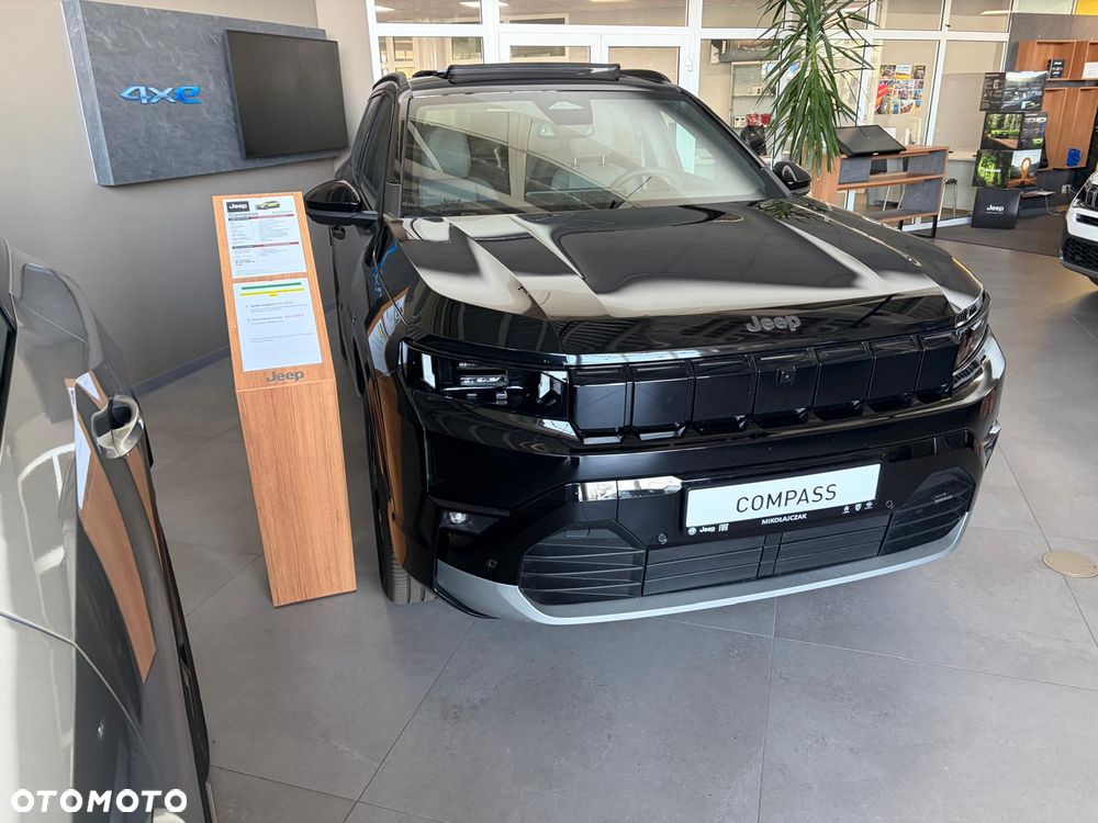 Jeep Compass 73.7kWh First Edition FWD - 1