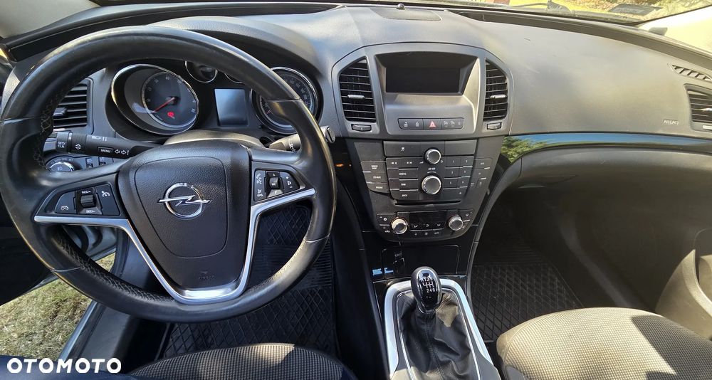 Opel Insignia 1.6 T Cosmo - 9