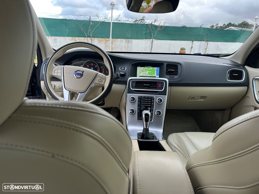 Volvo S60 2.0 D3 Summum - 25