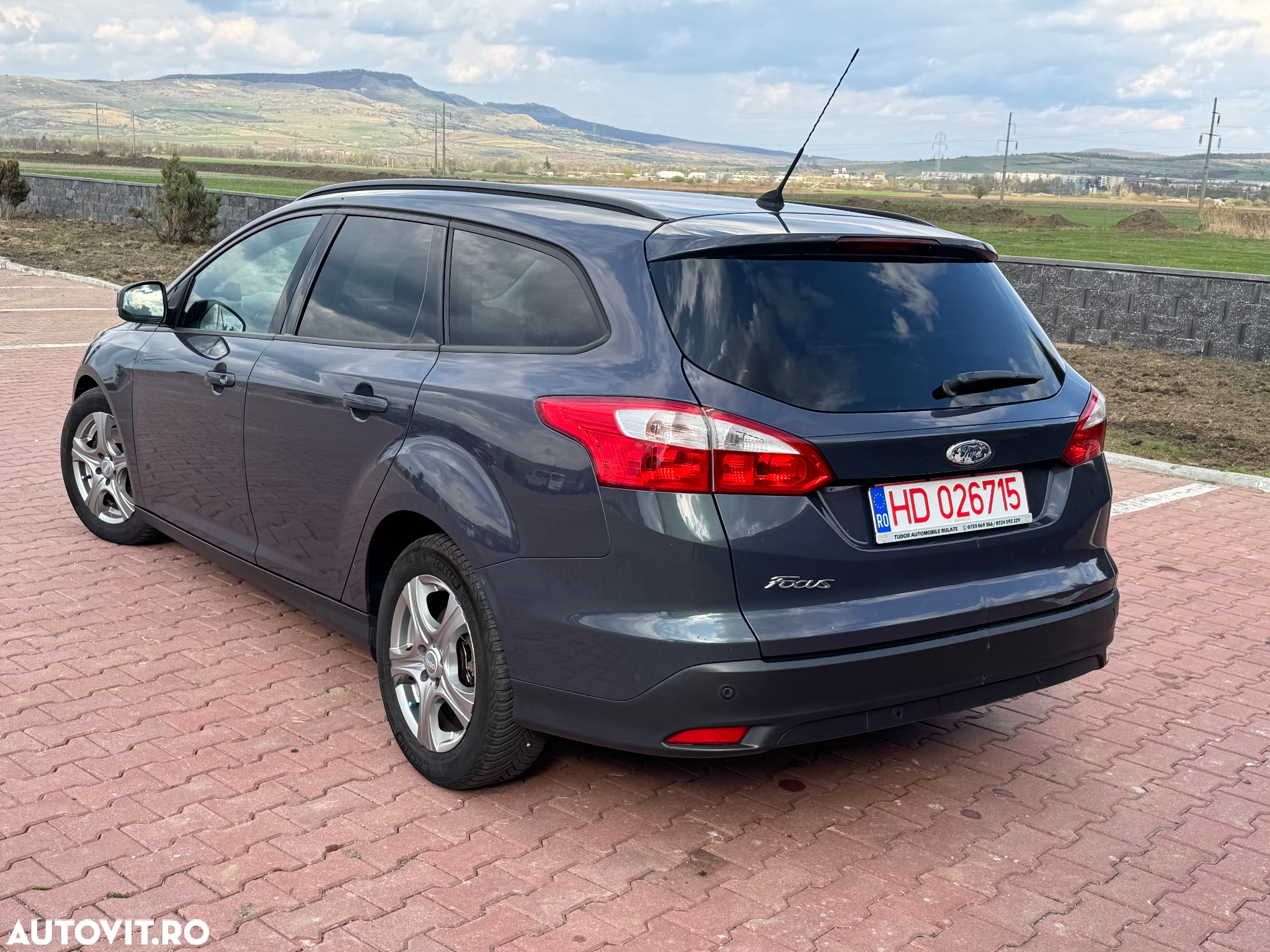 Ford Focus 1.6 TDCi DPF Start-Stopp-System Champions Edition - 4