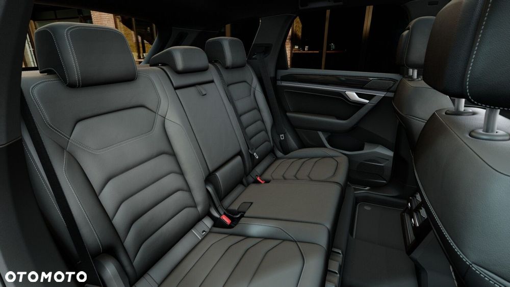 Volkswagen Touareg 3.0 V6 TDI SCR 4Mot R-Line - 17