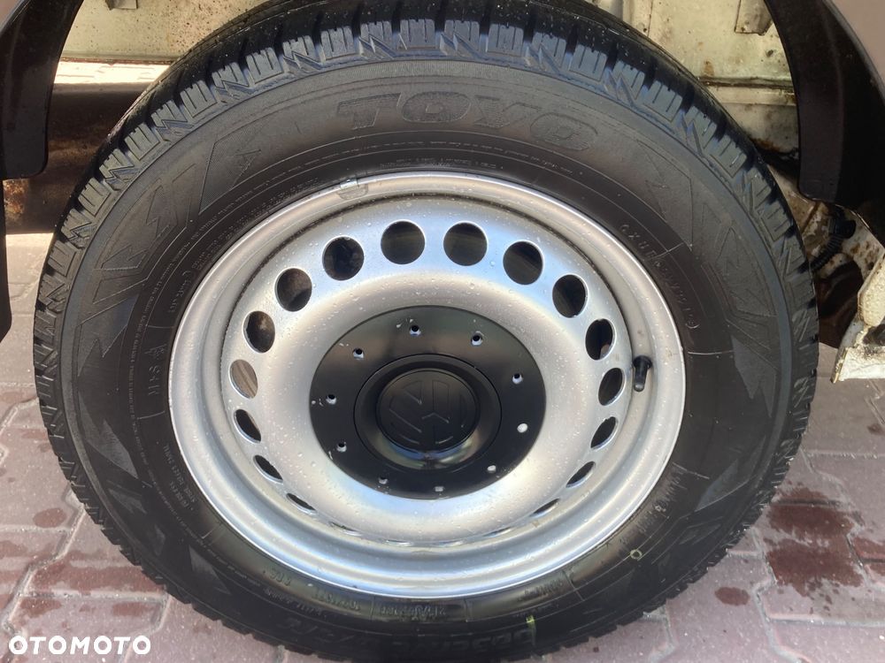 Volkswagen Transporter 5 - 15