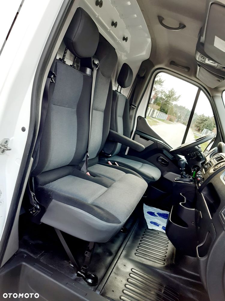 Renault Master - 25