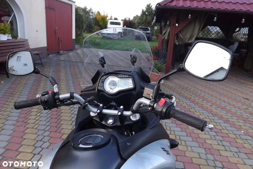 Suzuki V-STROM - 18