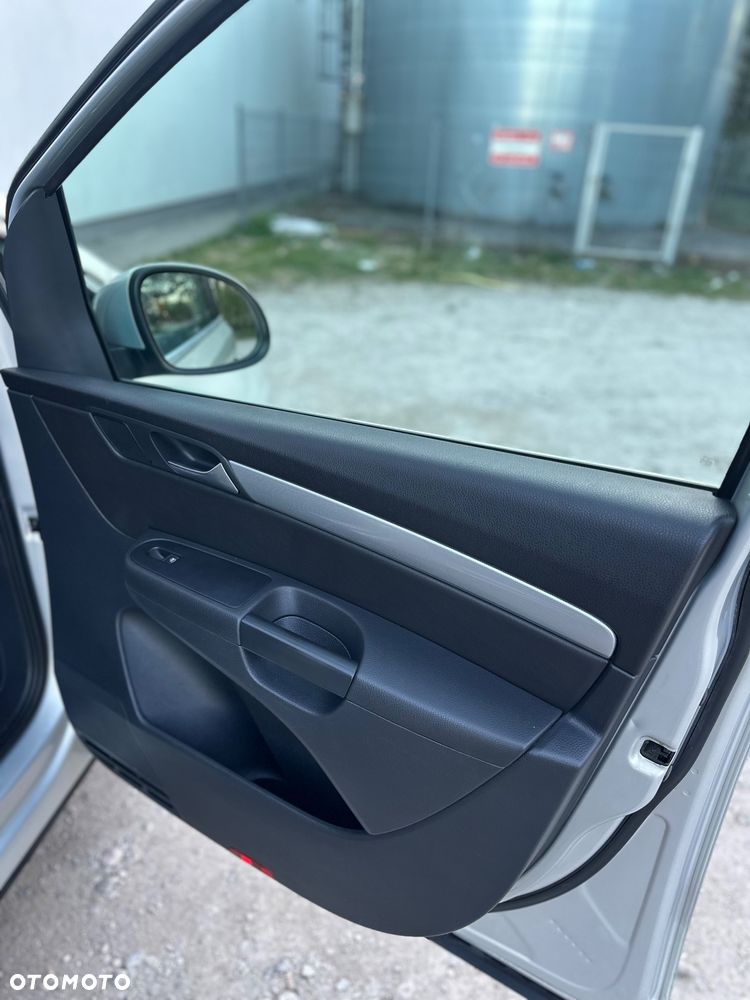 Volkswagen Sharan 2.0 TDI 4Motion BlueMotion Technology Highline - 20