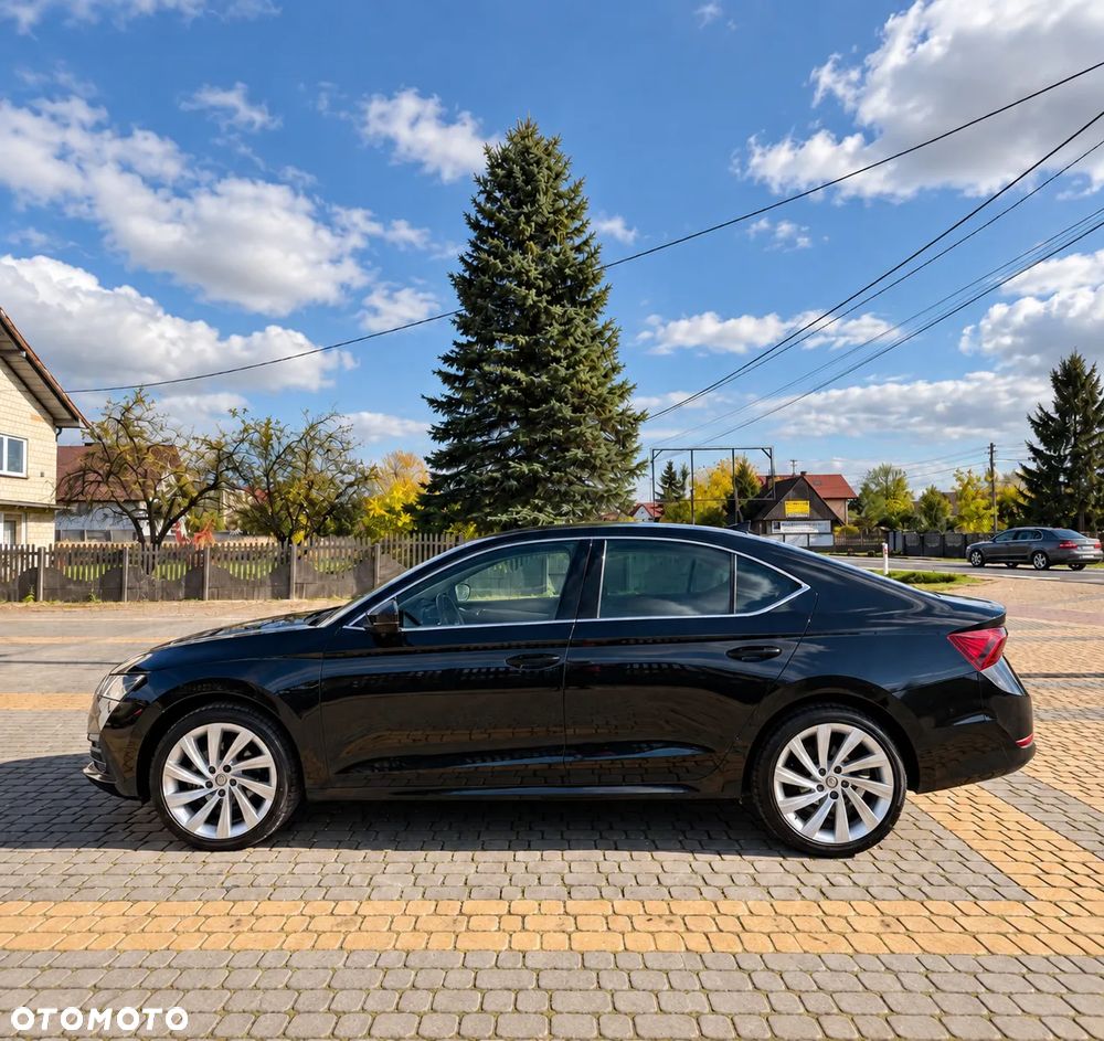 Skoda Octavia 2.0 TDI Selection DSG - 24