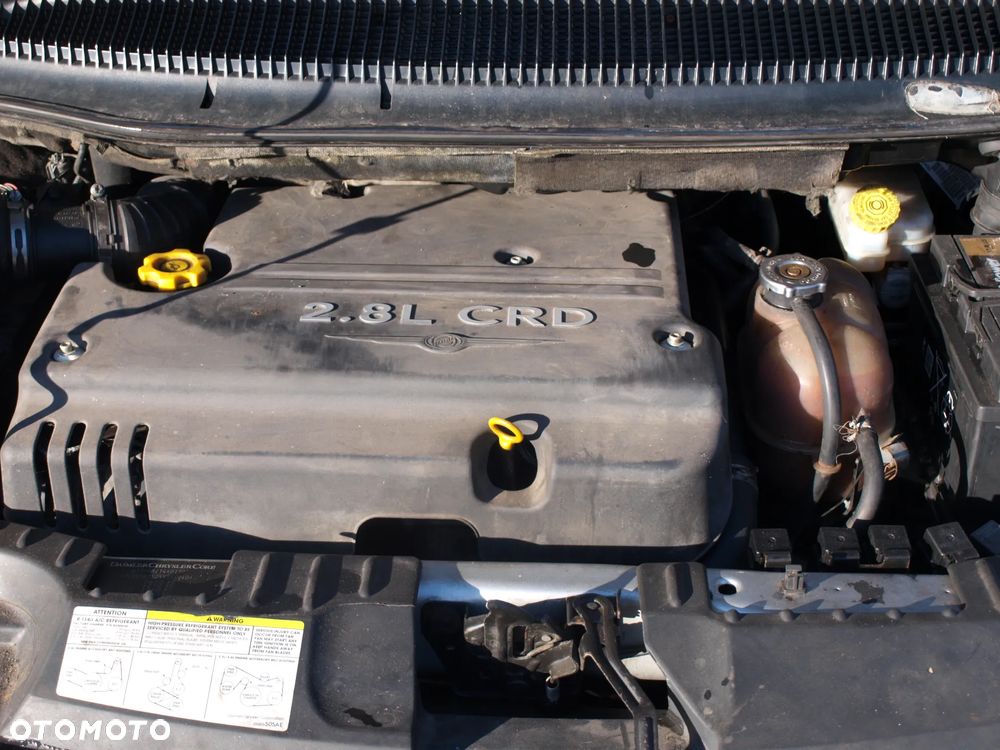 Chrysler Grand Voyager - 29