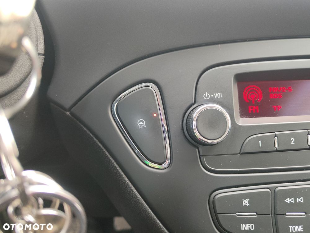 Opel Corsa 1.2 16V Edition / Active - 14