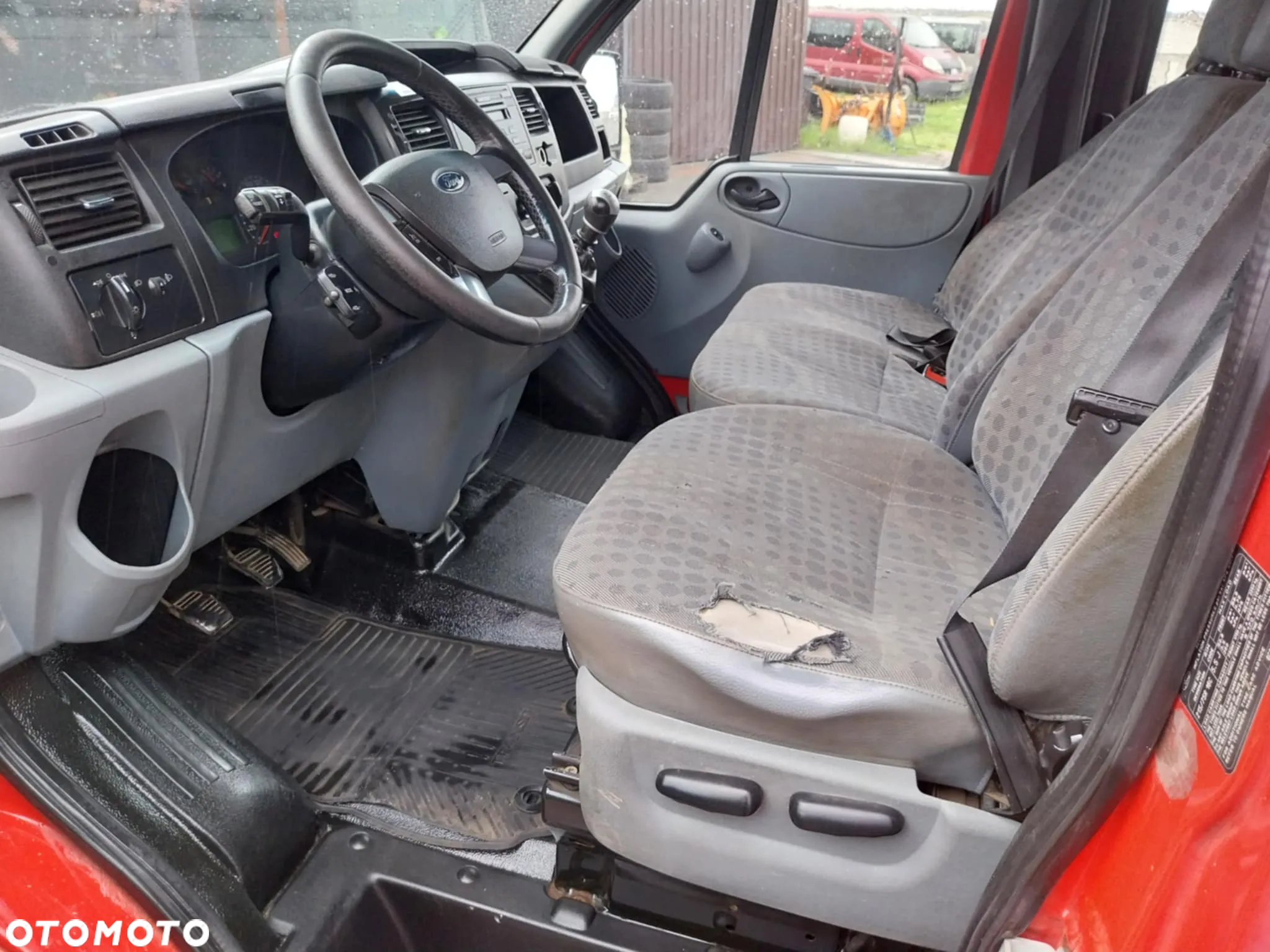 Ford Transit - 10