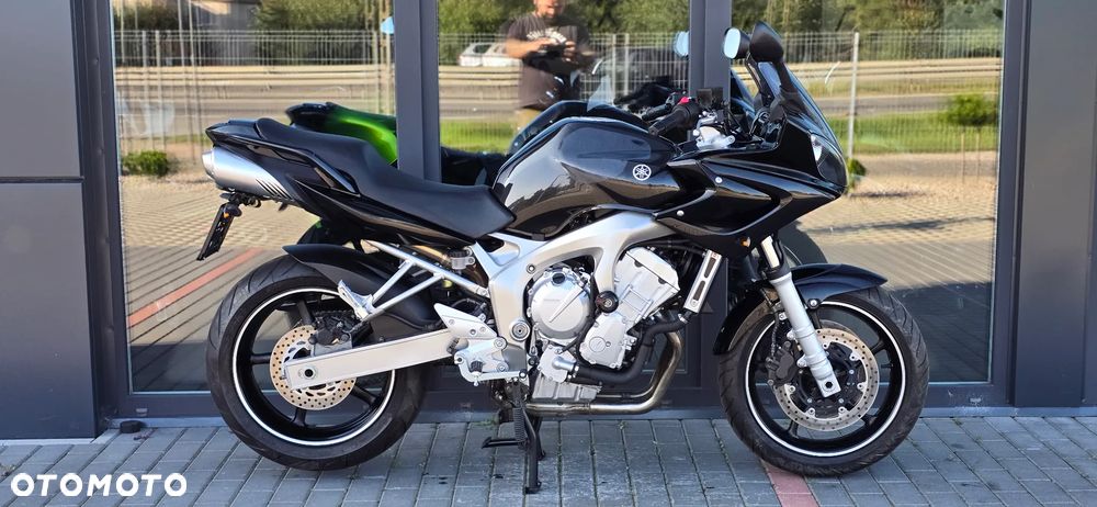 Yamaha FZ6 - 2