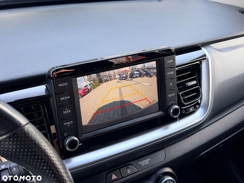 Kia Stonic 1.0 T-GDI L - 24
