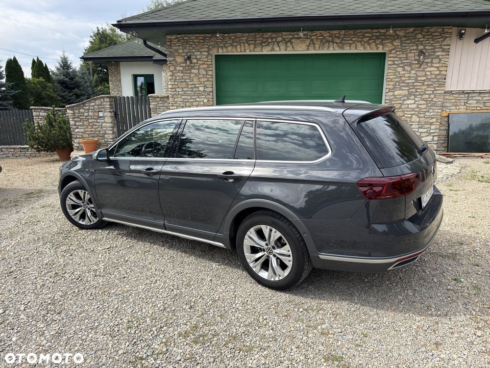 Volkswagen Passat Alltrack - 11