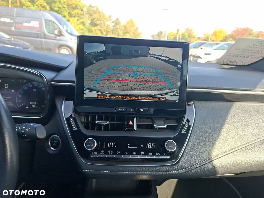 Toyota Corolla 1.8 Hybrid Comfort - 18