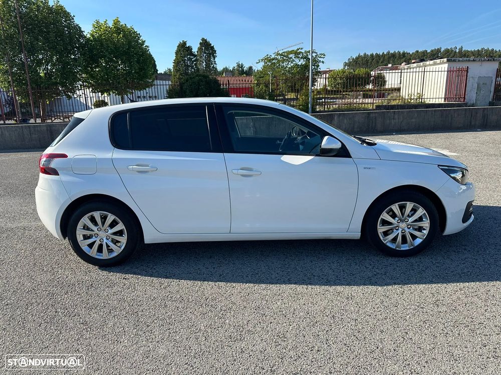 Peugeot 308 1.2 PureTech Style - 6
