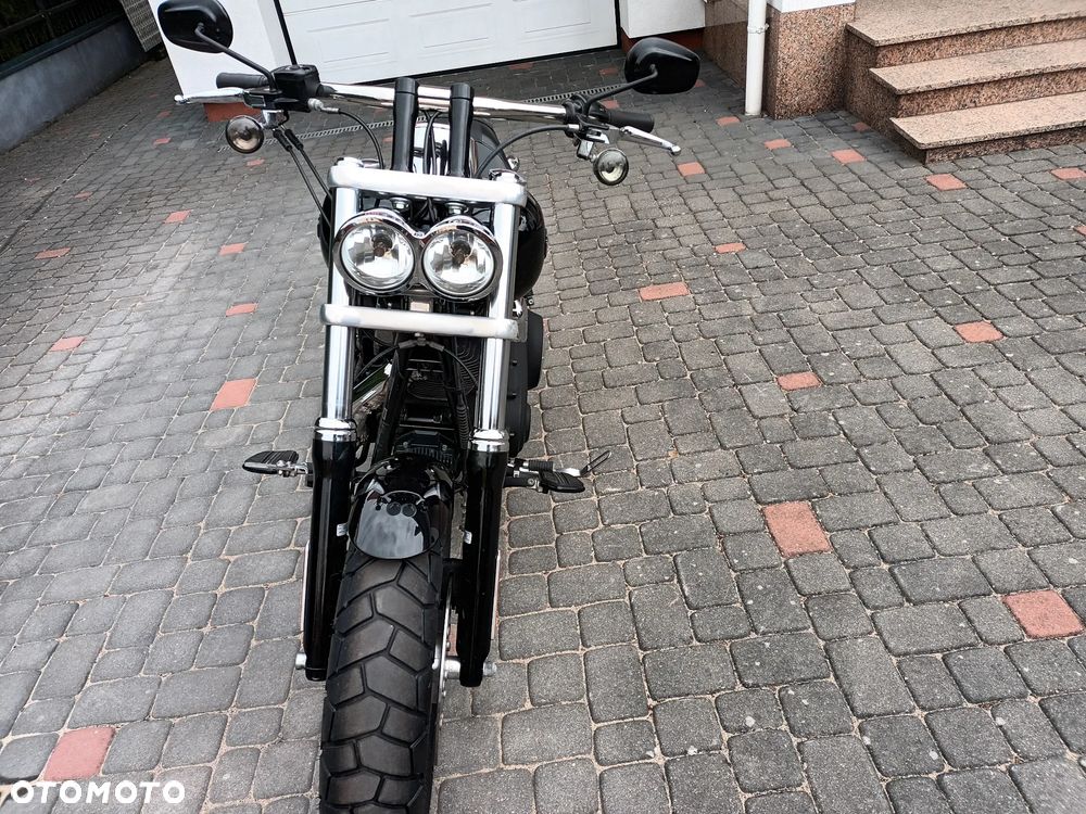 Harley-Davidson Dyna Fat Bob - 13