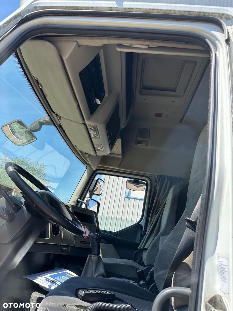 Renault Premium 370 DXI LOW DECK - 4