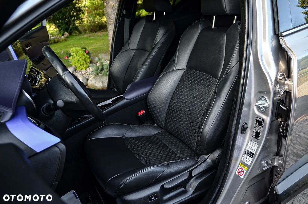 Toyota C-HR Business-Edition - 27