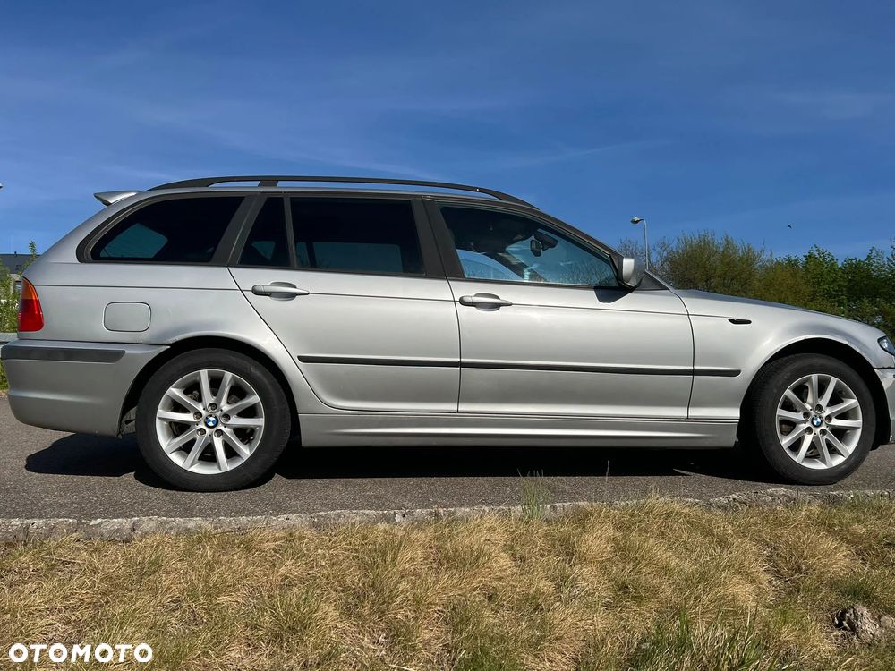 BMW Seria 3 318i Edition Sport - 9