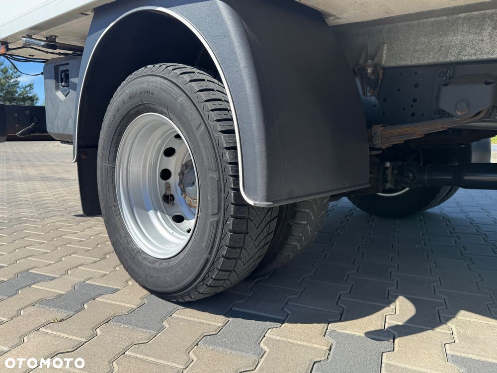 Iveco Daily‼️72C18‼️2021r 3.0 HI-MATIC Chłodnia/Mroźnia zakres -32C/+22C THERMO KING V-500 MAX Źródło Zasilania 400V Grube Ściany/Podłoga Przegroda komorowa‼️ Full LED na bliźniaku Salon Polska DMC7200kg - 13