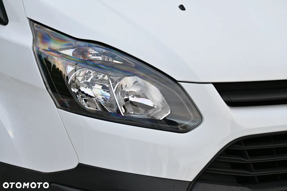 Ford TRANSIT CUSTOM - 28