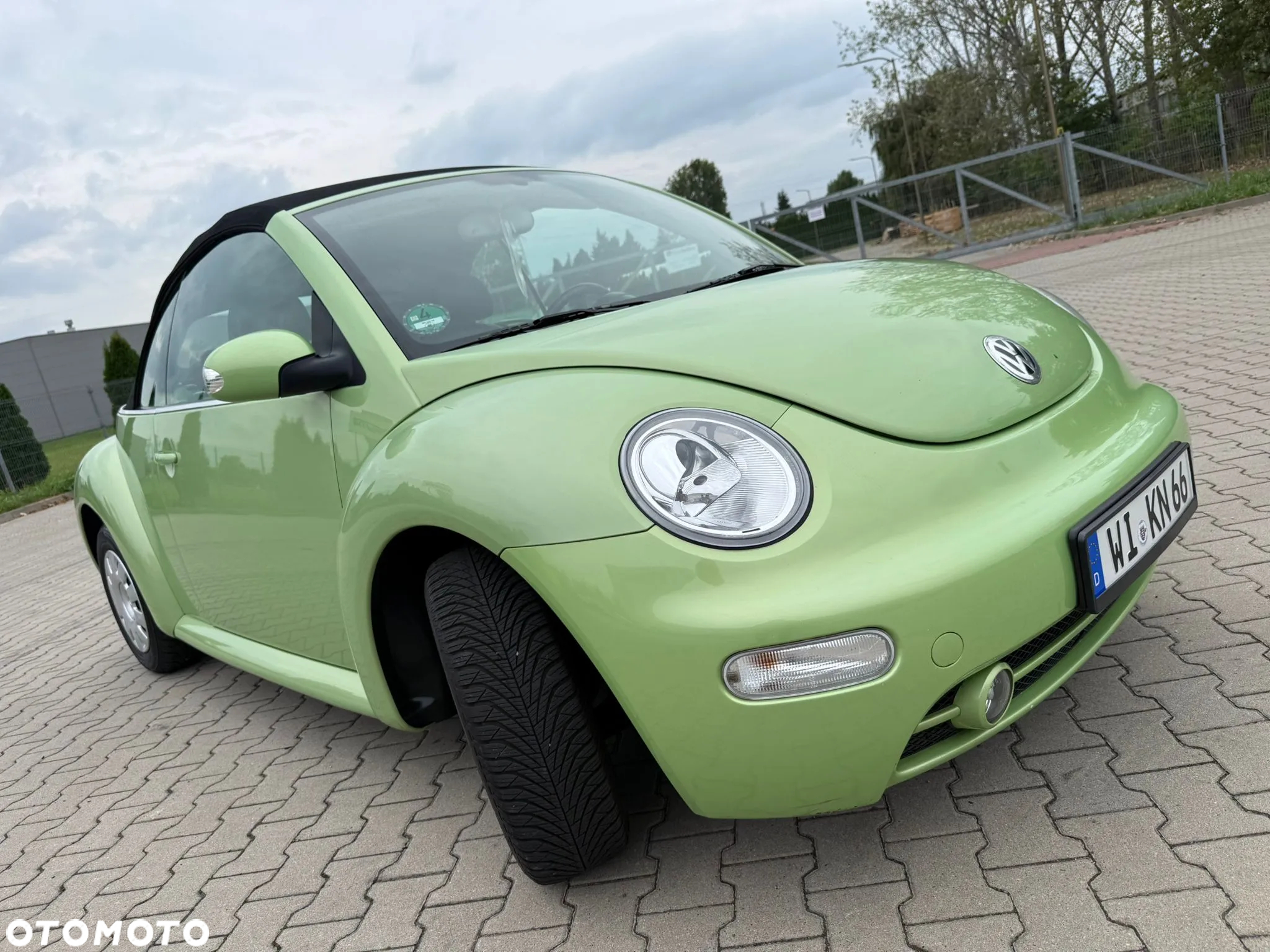 Volkswagen New Beetle Cabriolet 2.0 United - 5