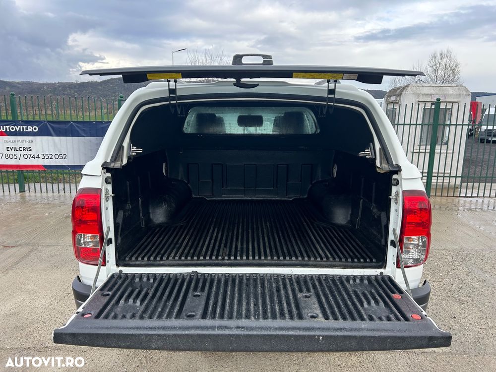 Toyota Hilux 2.4D 150CP 4x4 Double Cab 6MT Style - 12