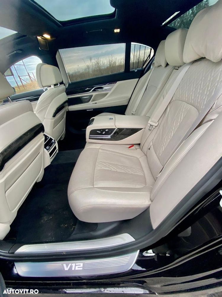 BMW M7 M760Li xDrive - 13